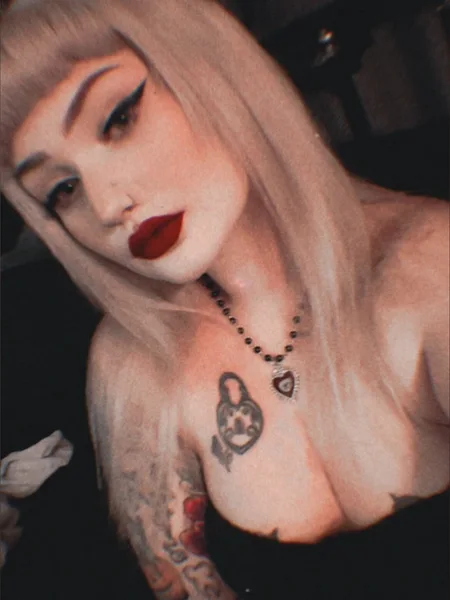 𝕵𝖆𝖉𝖊 𝖁𝖞𝖗𝖆 🕸🕯