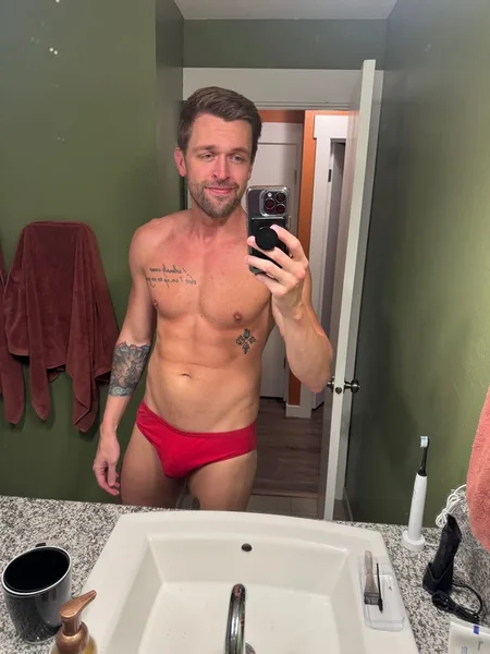 Daxx James