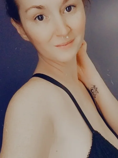 DeeDeeLynn Free