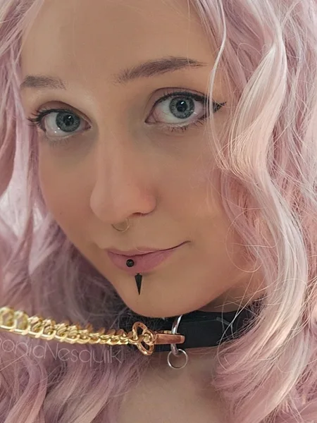 Kat, your goth puppygirl gf