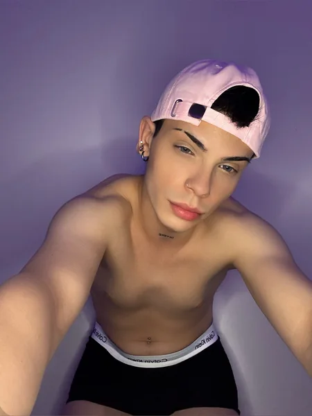 Den Twink