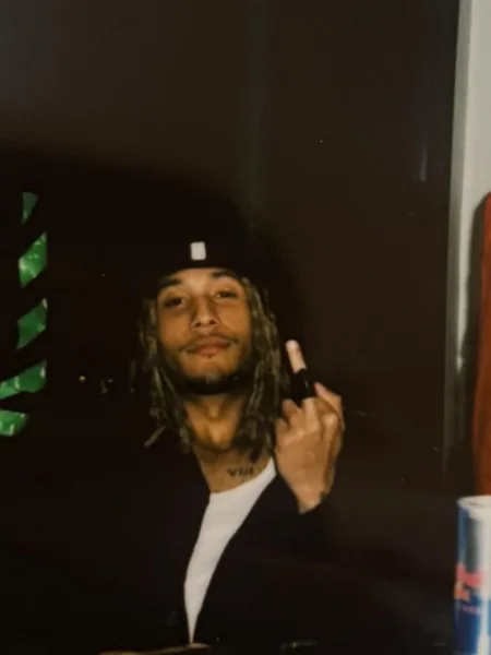 Derek$avage