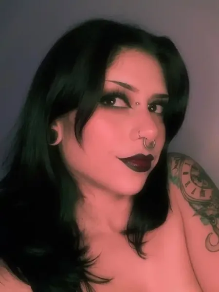 𝕯𝖎𝖛𝖎𝖓𝖊 🥀