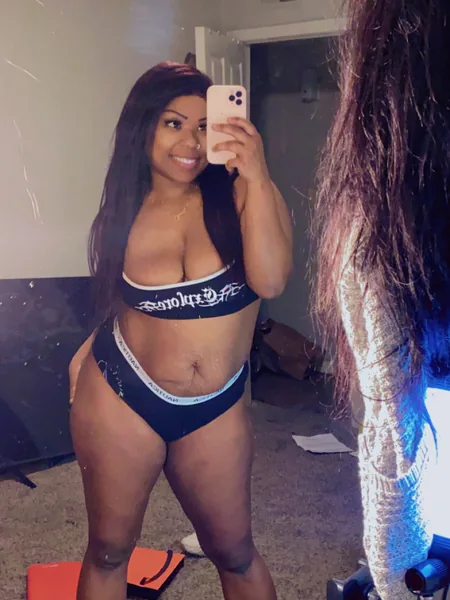 Desi Wright