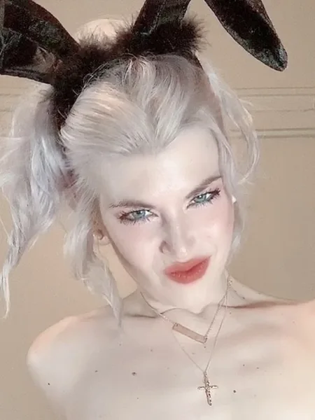 Devona Lena