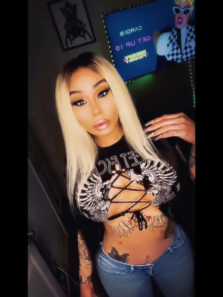 TS Diamond Dixon