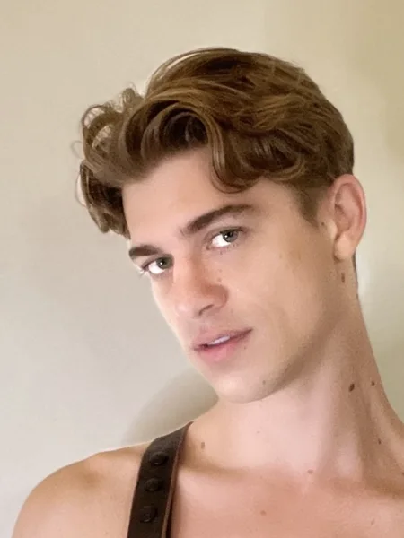 DILLON ROMAN