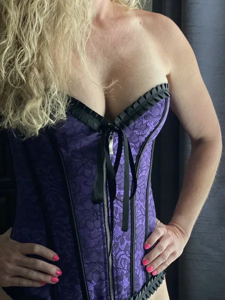 Amber H