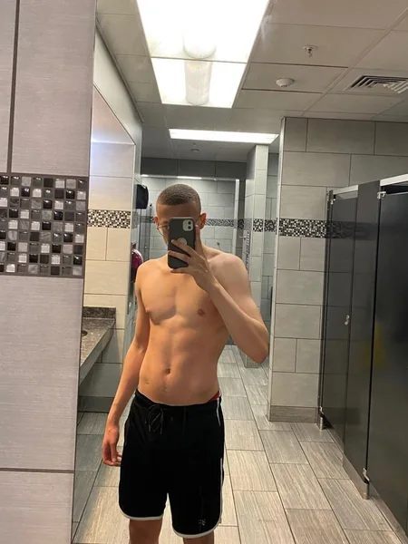 😏