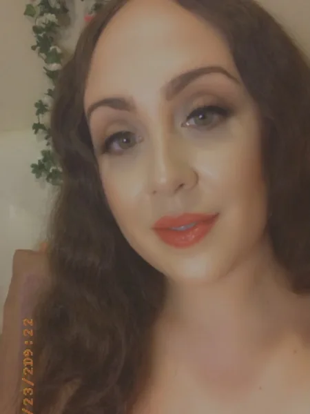 Dolly Debutante avatar