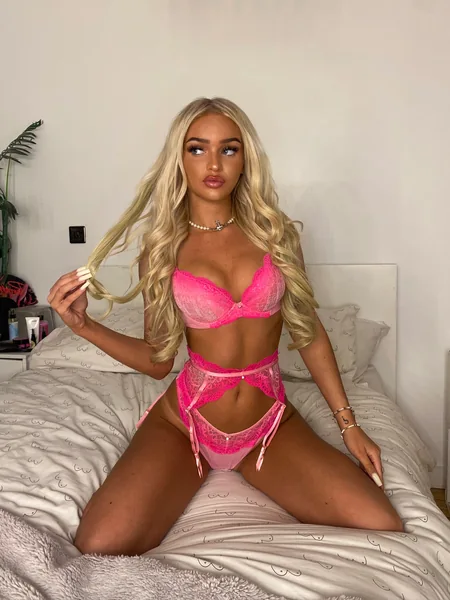 Dolly Rok Star🌶