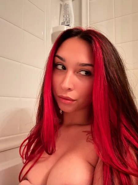 Domina Hazel