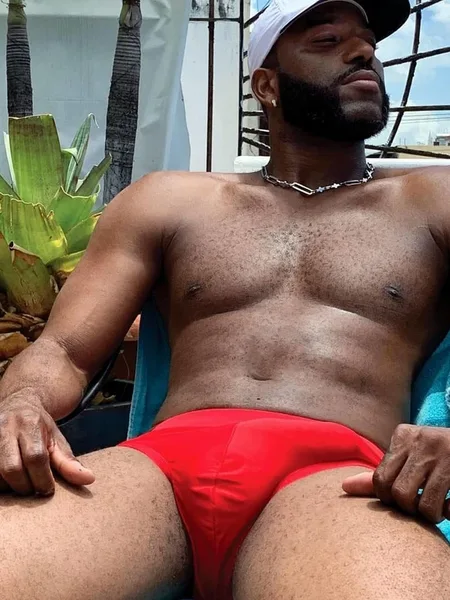 Dominicandarkmeatrd
