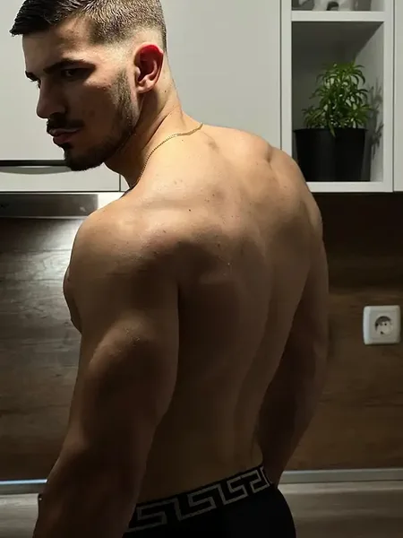 Dominik.D