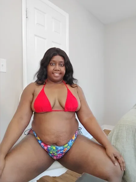Donna McClary (sweet chocolate pussy)
