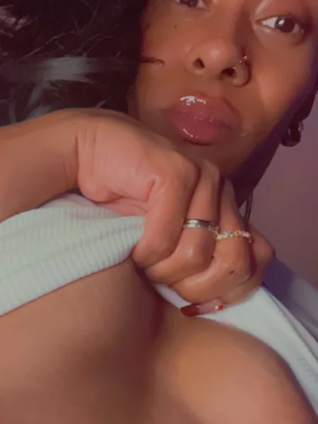 Virtual GF &amp; HeadWench 🐉