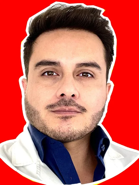 Dr. Bruno Román