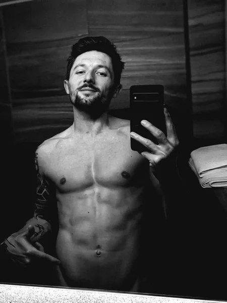 Drew Tombs