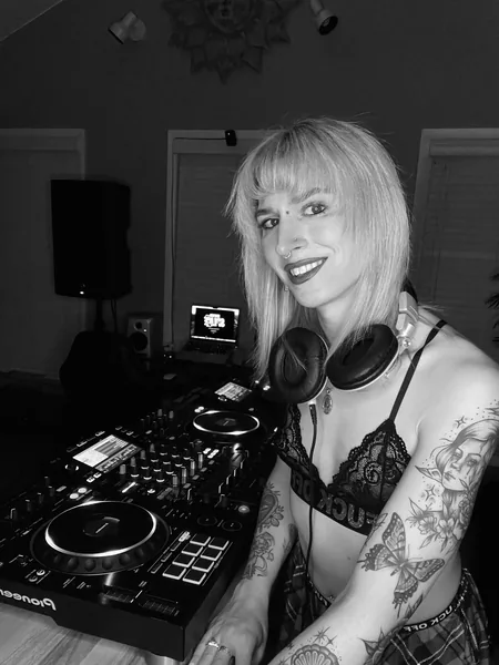 Drusilla DeVille