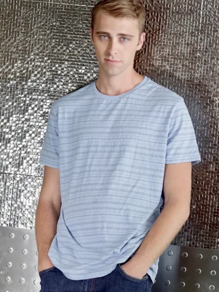 Dustin Daring