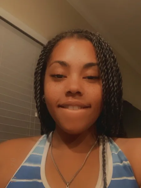 Nia ✨
