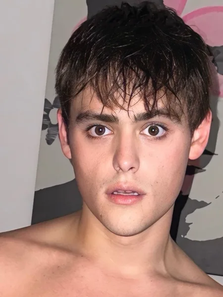 Dylan Fruits