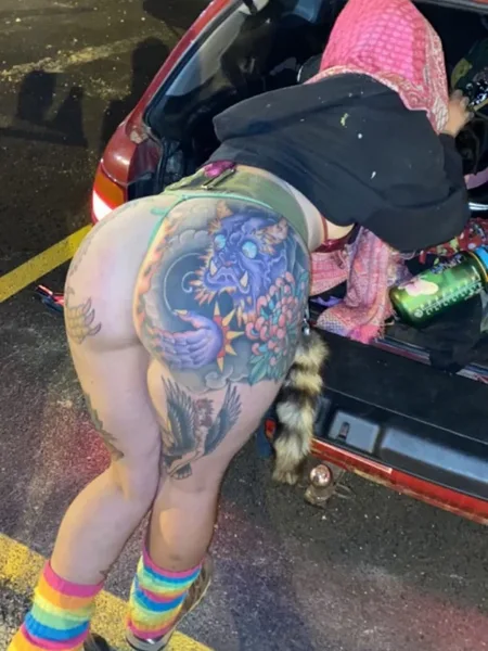 $uki$uxxx