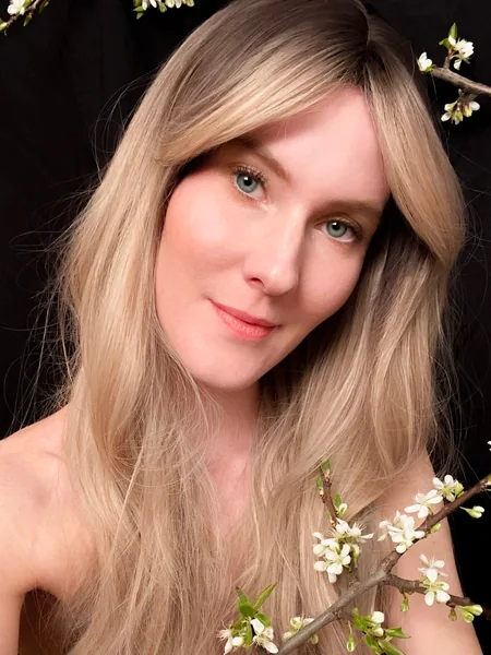 🧚🏻‍♂️ Eira Valkyrja