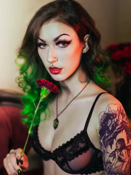 Elara Elias