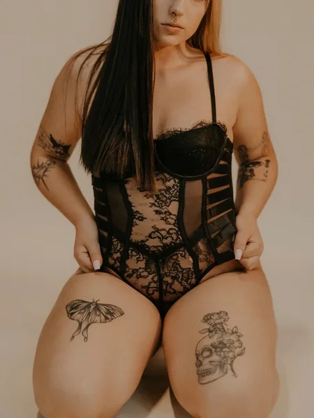 Elizabeth Kay