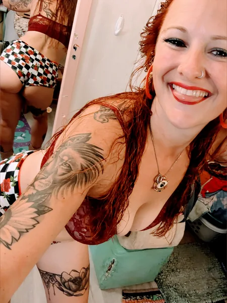 Scarlett Rose Emberz