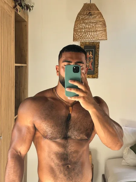 Elyas