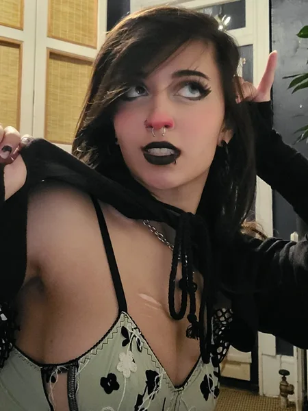 Starcaster 🖤