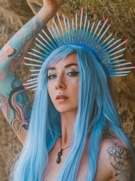ENCHANTRESS