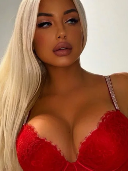 Erica Huracan