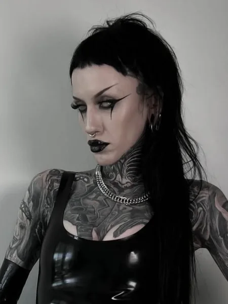 Erotik Funeral