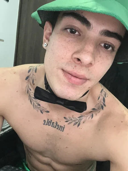 Ethangreey1
