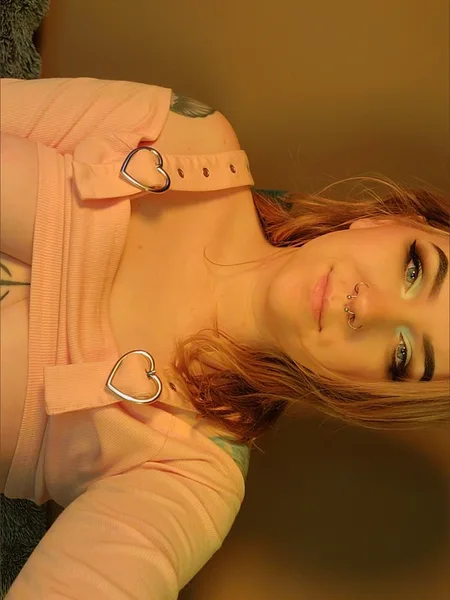 Eva Evergreene avatar