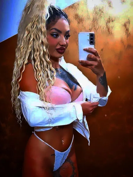EVELINA CHIVU