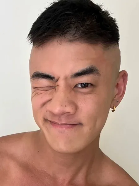 ☀️✨Aaron Chu 🥜🥞