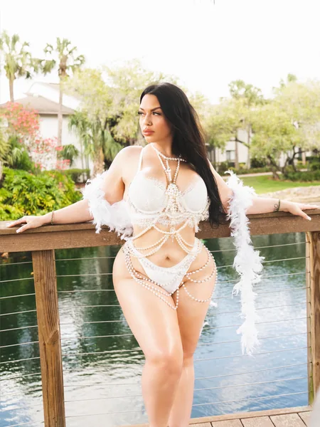 Mandi May 💋 avatar