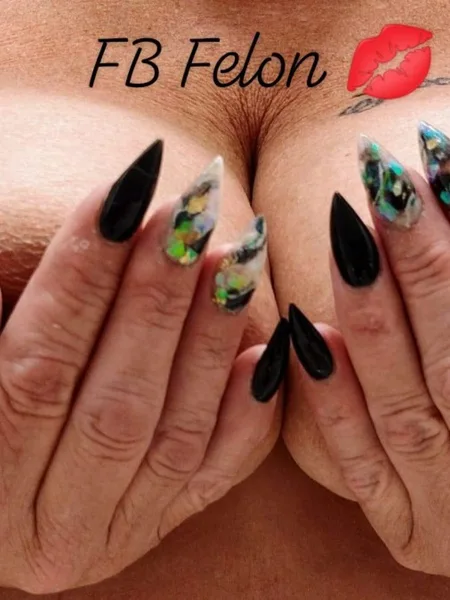 FB Felon 💋