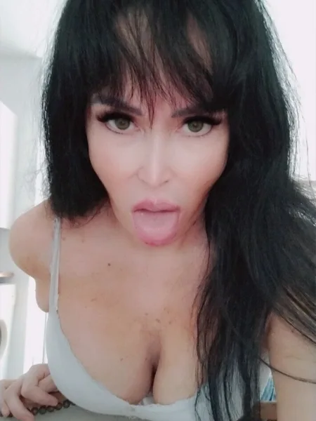 @felicitaaa