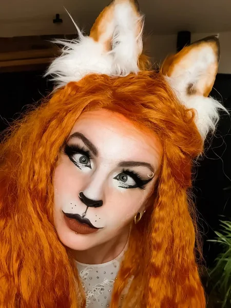 Feral Vixen avatar