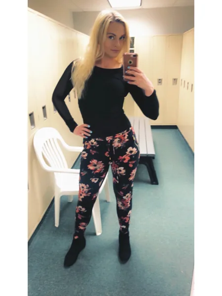Fitbootyblondie