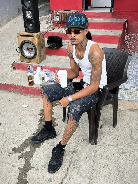 Flaquiito😋💧