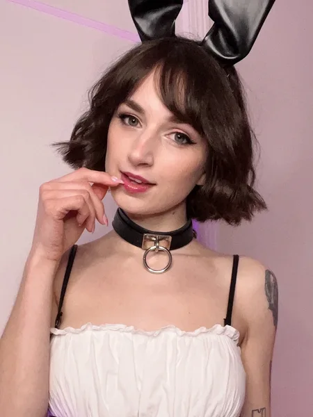 🌸 Flora Rodgers