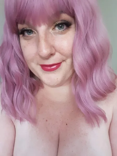 Freckled_Minx