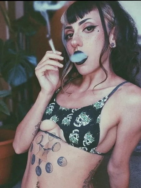 Freyja Moon  🌙