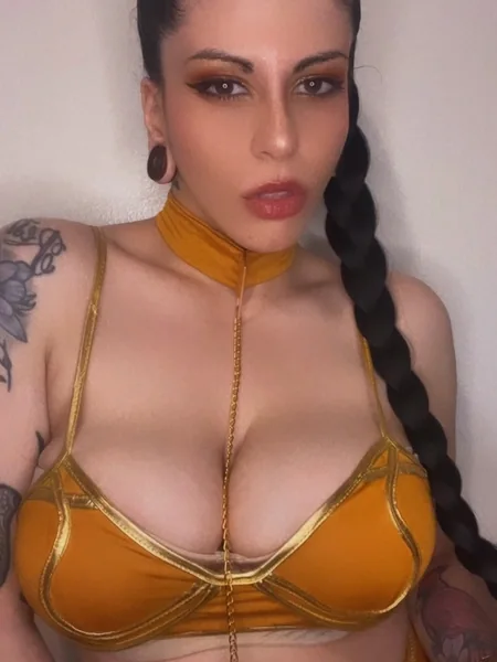 Ganja Green Queen